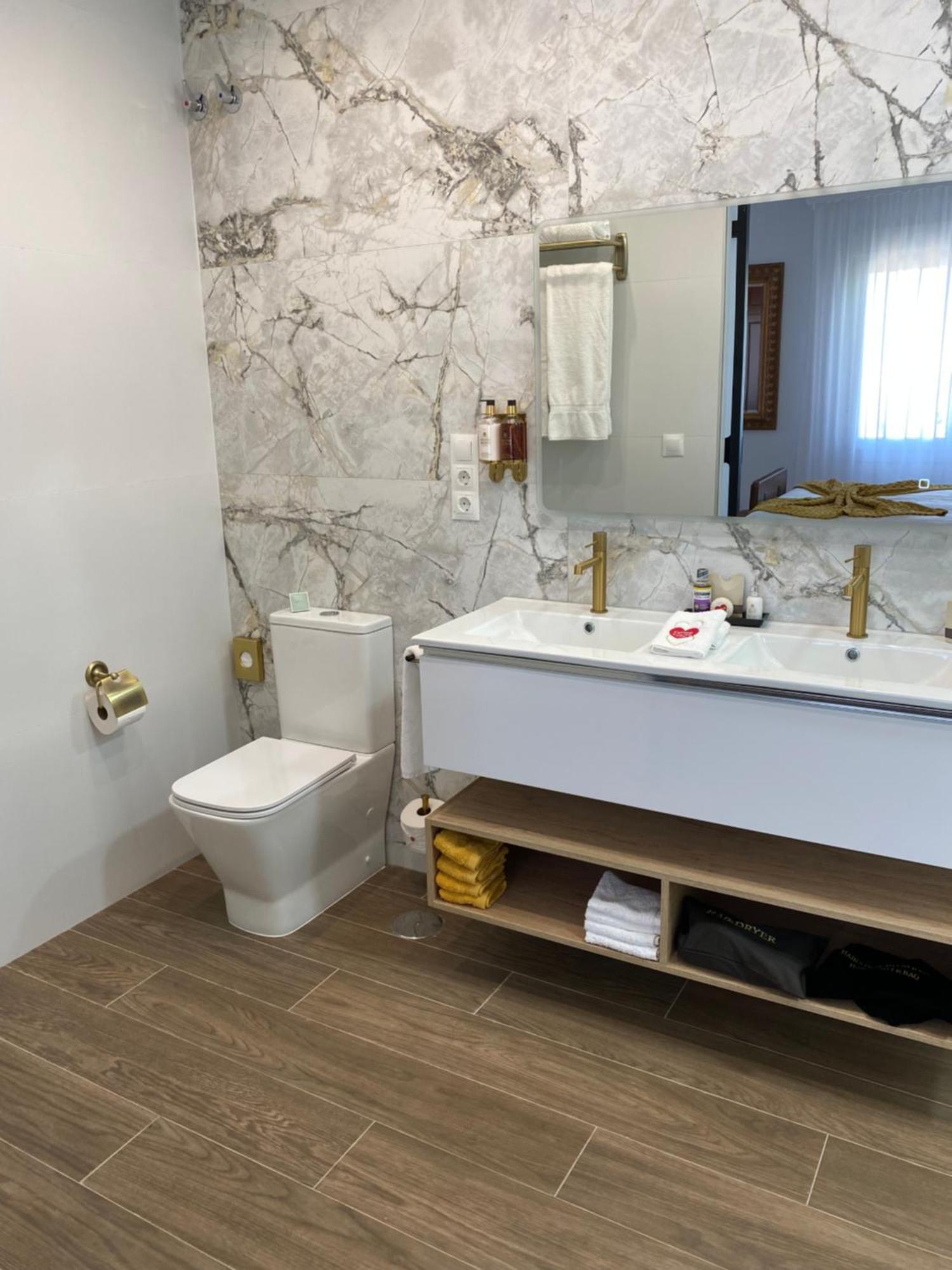 Cariad Boutique Bed & Breakfast La Cala Del Moral Dış mekan fotoğraf